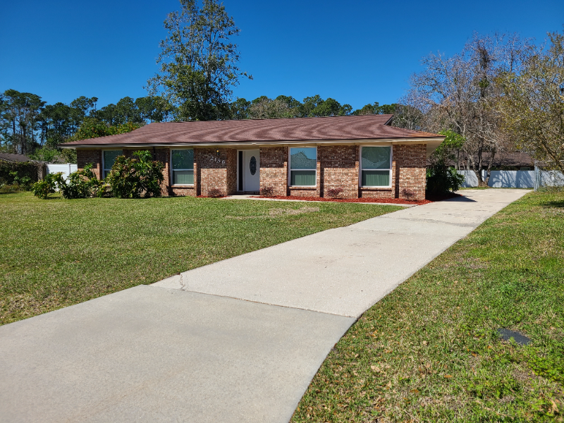 2156 Chablis Ct W in Orange Park, FL - Building Photo