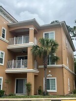 605 Fairway Dr, Unit 307