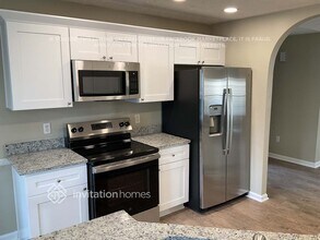 1328 Maple Creek Ave in Loganville, GA - Building Photo - Building Photo