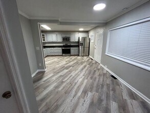 4723 Kingston Hwy in Lenoir City, TN - Building Photo - Building Photo