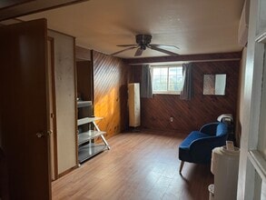 106 Cornell Ln in Hicksville, NY - Building Photo - Building Photo