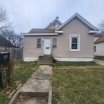 124 Kentucky Ave in Danville, IL - Building Photo