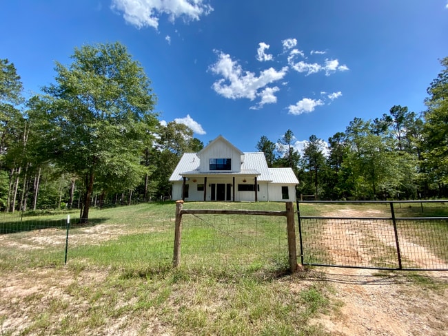 8280 TX-103 in Lufkin, TX - Building Photo - Building Photo