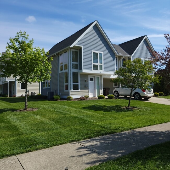 325 S Poplar St in Oxford, OH - Building Photo - Building Photo
