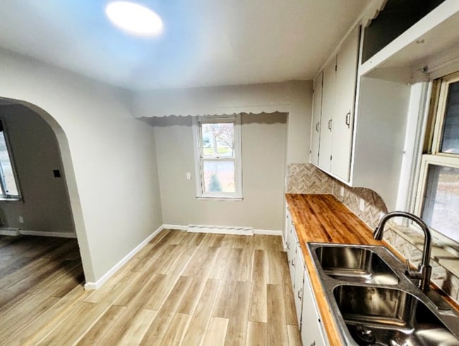 3337 Court St in Saginaw, MI - Building Photo - Building Photo