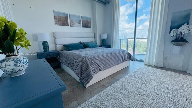 3029 NE 188th St in Aventura, FL - Building Photo - Building Photo