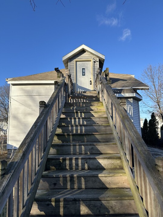 320 Highland Ave in Beloit, WI - Foto de edificio