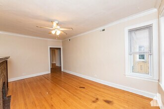 4333 N Campbell Ave, Unit 76-1 in Chicago, IL - Building Photo - Building Photo