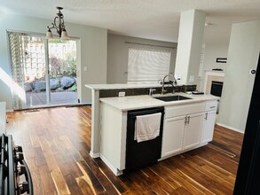 4661 NW Union Hills Terrace in Beaverton, OR - Building Photo - Building Photo