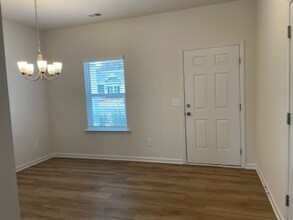 11 Sonoma Dr in Adairsville, GA - Foto de edificio - Building Photo