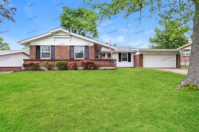 property at 10621 Langford Dr