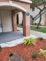 1260 SE 31st Ct in Homestead, FL - Building Photo