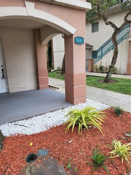 1260 SE 31st Ct in Homestead, FL - Building Photo