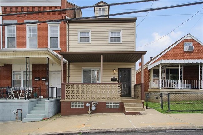 property at 4914 Cypress St