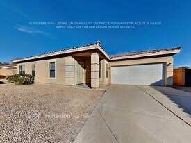 2352 E Hazeltine Way, Unit 7 in Chandler, AZ - Building Photo