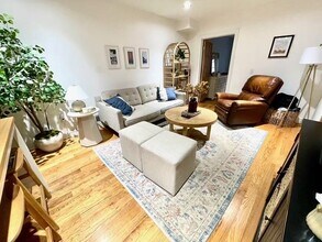 169 Grand St in Jersey City, NJ - Building Photo - Building Photo