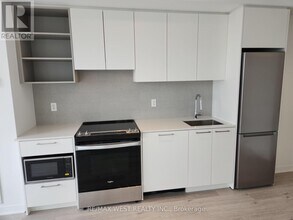 260-2260 Malta Ave. in Brampton, ON - Building Photo - Building Photo