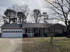 4145 Fox Chase Dr in Loganville, GA - Building Photo