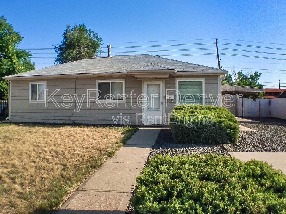 13653 E 13th Ave in Aurora, CO - Building Photo