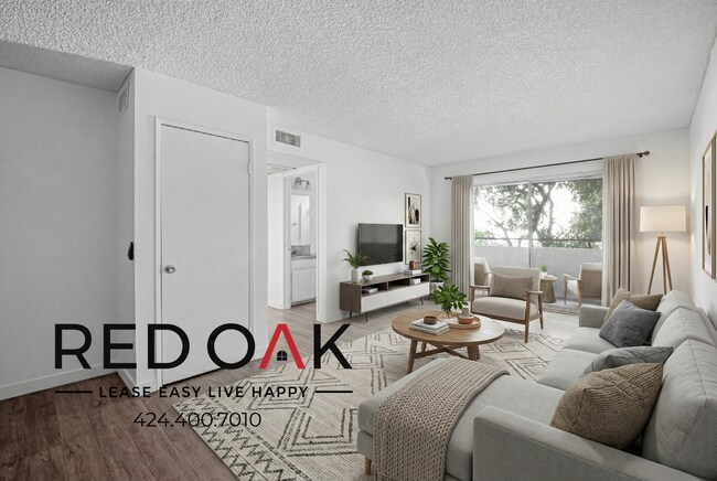 11817 Victory Blvd in Los Angeles, CA - Building Photo - Building Photo