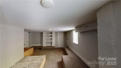 428 Hawthorne Ln in Charlotte, NC - Building Photo - Building Photo