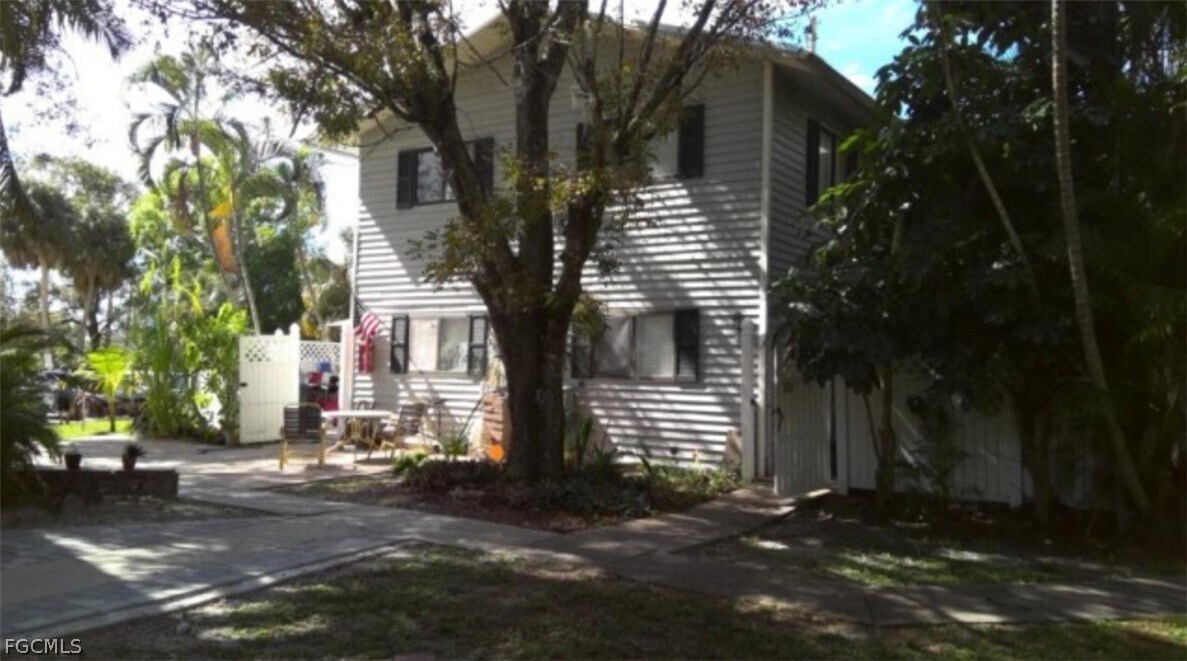 7752 Tamara Lee Ct in Ft. Myers, FL - Building Photo