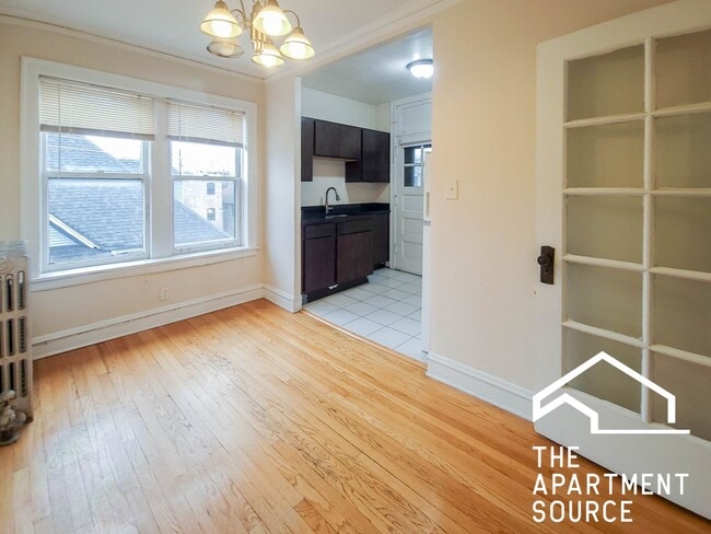 1612 W Sunnyside Ave, Unit 3S in Chicago, IL - Foto de edificio - Building Photo