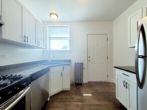 2242 N Monticello Ave in Chicago, IL - Building Photo - Building Photo
