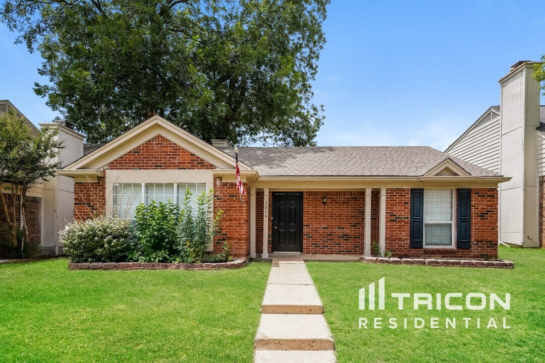 1519 Chapman St in Cedar Hill, TX - Building Photo
