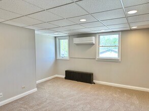 40 Crystal St in Cary, IL - Building Photo - Building Photo