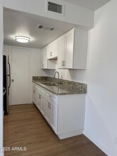 4041 S 44th Way in Phoenix, AZ - Building Photo - Building Photo