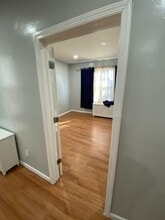425 Leslie St, Unit #3 in Newark, NJ - Foto de edificio - Building Photo