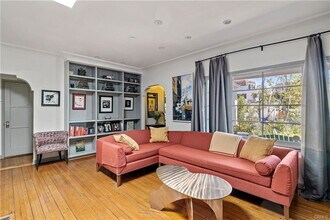 1701 Pier Ave in Santa Monica, CA - Building Photo - Building Photo
