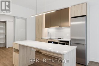 70 Ordnance St in Toronto, ON - Building Photo - Building Photo