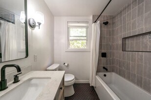 281 Washington Ave, Unit 2 in Chelsea, MA - Building Photo