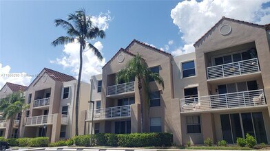 2731 Ocean Club Blvd in Hollywood, FL - Building Photo - Building Photo