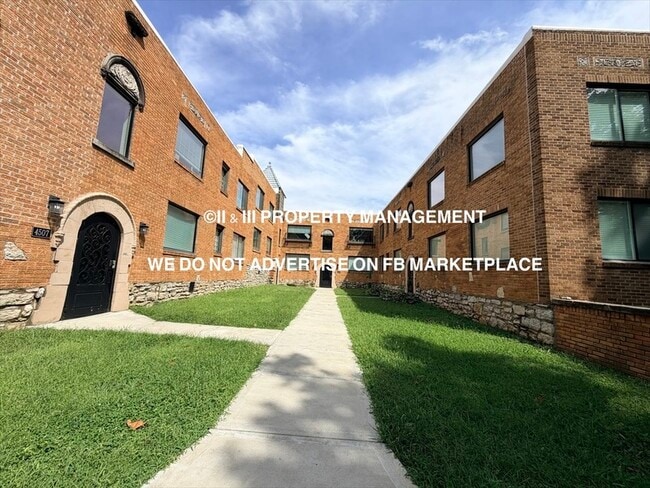 property at 4509 Roanoke Pkwy