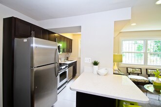 469 Ridge St NW in Washington, DC - Building Photo - Building Photo