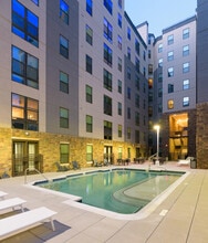 The Standard at Knoxville in Knoxville, TN - Foto de edificio - Building Photo