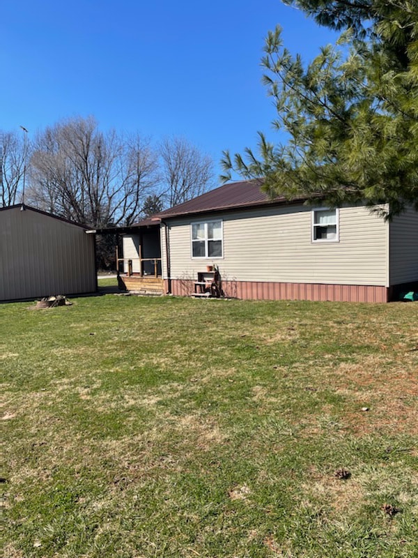 property at 580 S Lincoln St