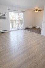 2200 Paterson Plank Rd in North Bergen, NJ - Building Photo - Building Photo