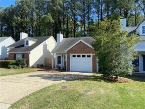 1929 Brittania Cir in Woodstock, GA - Building Photo - Building Photo