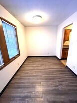 Continental Terrace II in Cedar Rapids, IA - Building Photo