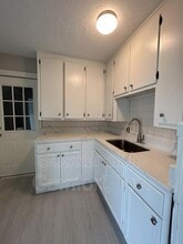 16 Carlstad St in Worcester, MA - Foto de edificio - Building Photo