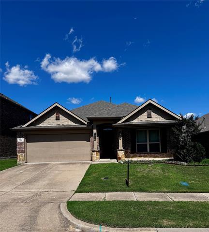 property at 1104 Paluxy Ln