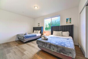 171 NW 158th St in Miami, FL - Building Photo