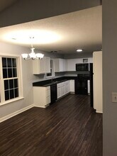 1950 Hawkcrest Ct in Winston-Salem, NC - Building Photo - Building Photo