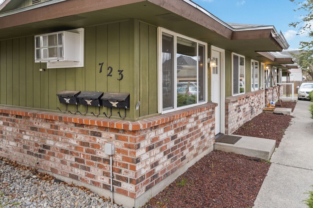 723 W York Ave in Spokane, WA - Building Photo