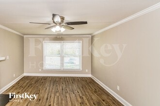 701 Whitby Ct, Unit 27 in Durham, NC - Building Photo - Building Photo