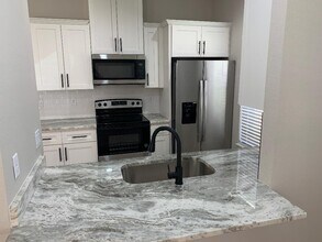 7437 Mead Dr in Spring Hill, FL - Building Photo - Building Photo